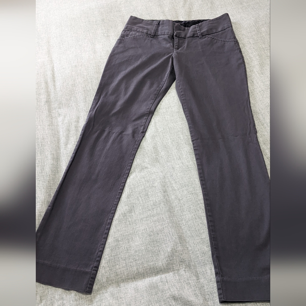 Old Navy Gray Stretch Pants, size 6